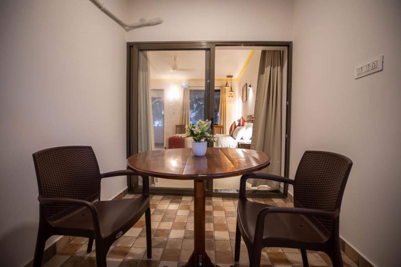 The Woodside Inn Benaulim Buitenkant foto